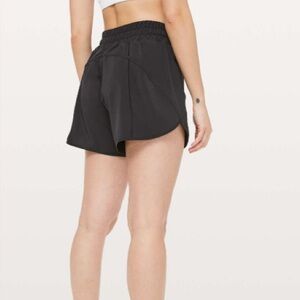 Lululemon Track That Short *5" Black Athleisure Gym Exercise Activewear - Size 2